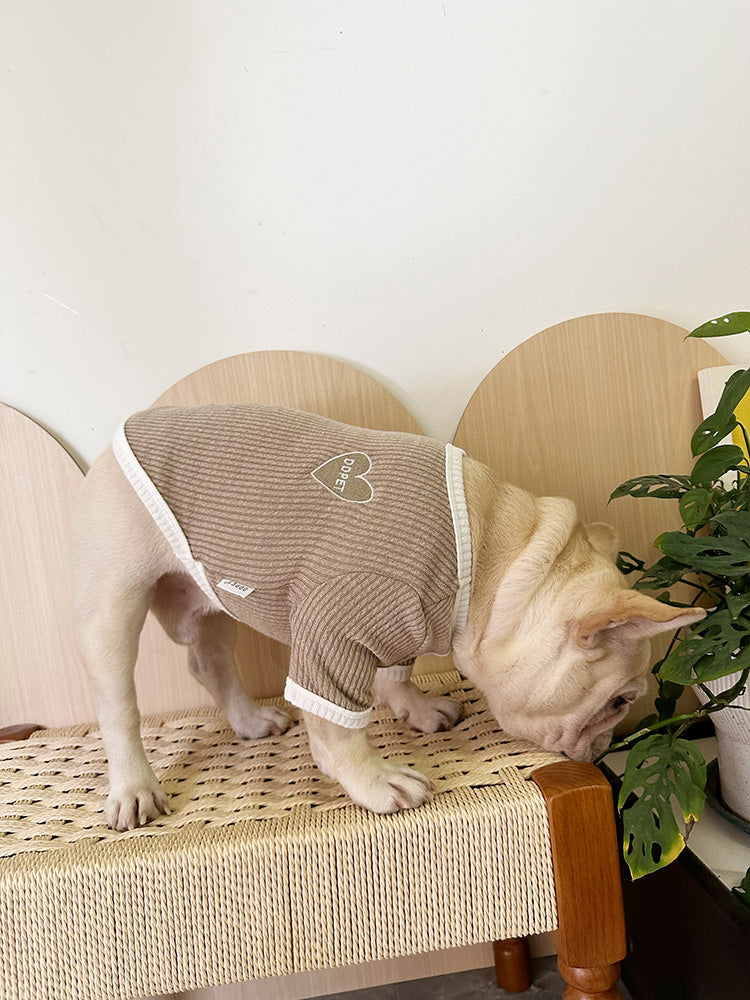 Dog Stretchy Shirt with heart logo in brown for medium dogs