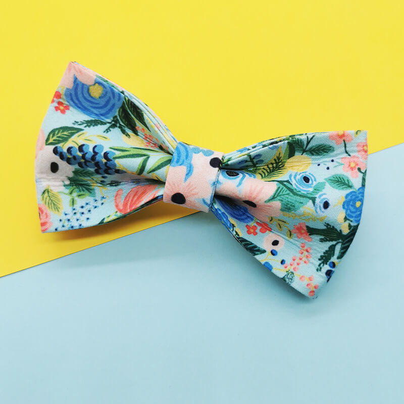 Dog Floral Bow Tie - Frenchiely