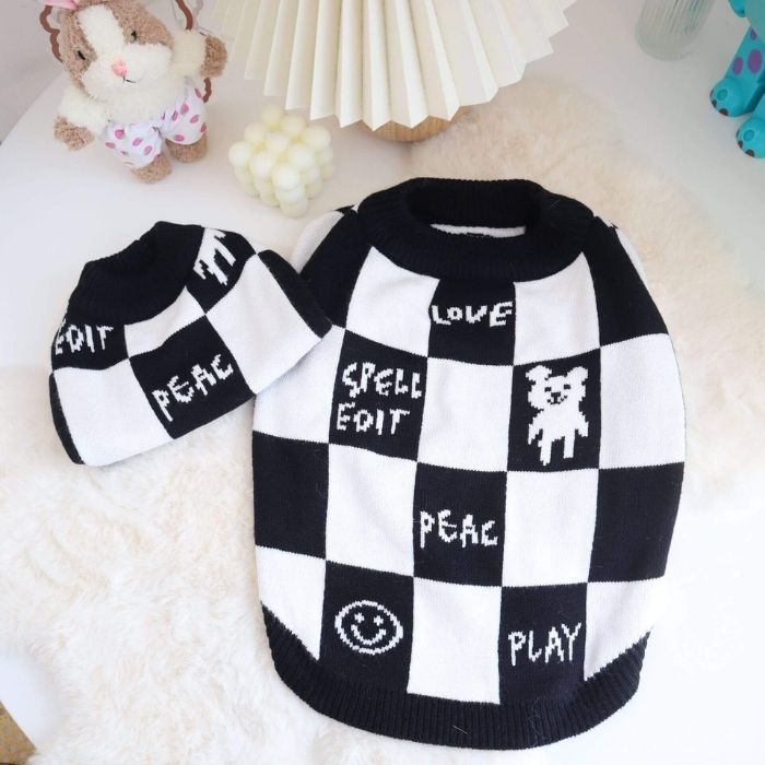 Dog Blackcheck Pullover Sweater for French Bulldogs BY FRENCHIELY 